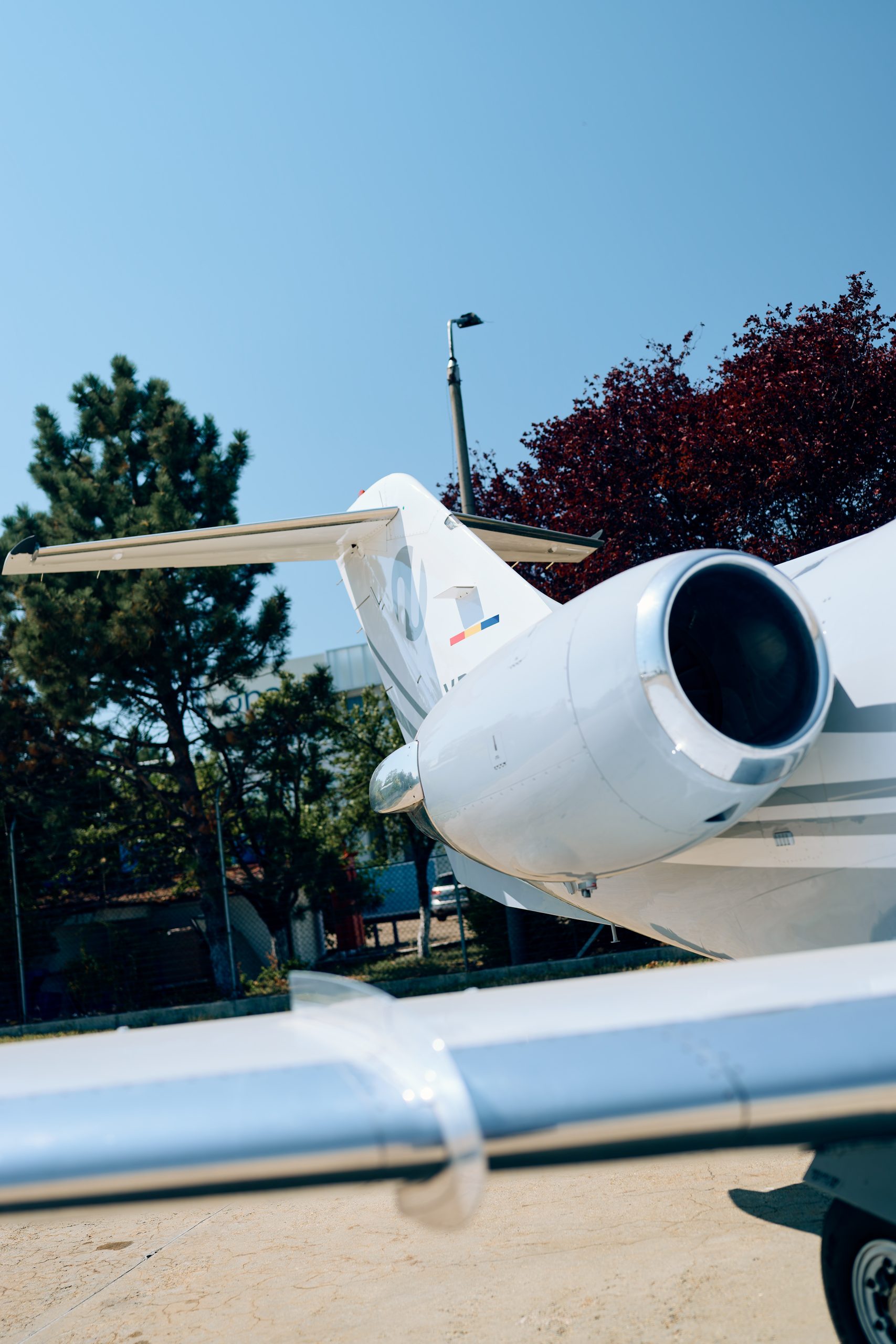 Hawker 400 XP YR-BIG gallery 2